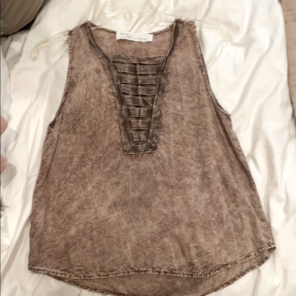 Women’s tank top